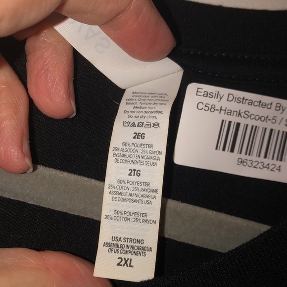 NWT Easily Distracted Tee 2XL - Picture 4 of 5